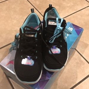 Skechers Shoes - Sketchers Flex Appeal Shoes Skechers Shoes - Sketchers Flex Appeal Shoes